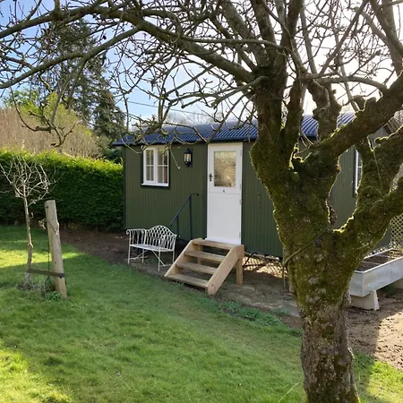 Green Valley, Cotswold Stay With Hamper Cheltenham Exterior photo